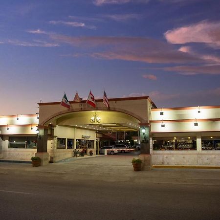 Hotel San Martin แอร์มอซิโญ ภายนอก รูปภาพ