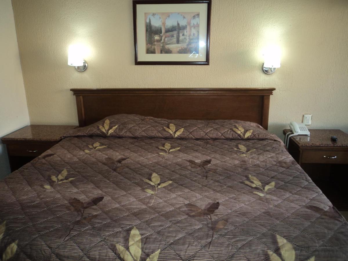 Hotel San Martin แอร์มอซิโญ ภายนอก รูปภาพ