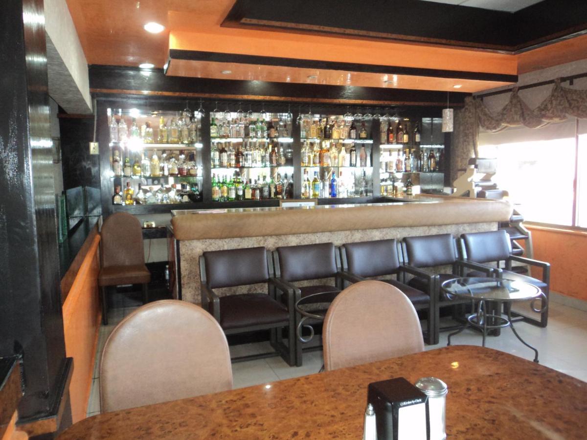 Hotel San Martin แอร์มอซิโญ ภายนอก รูปภาพ